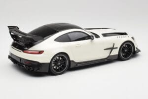 Mercedes AMG GT C190 Black Series Designo Diamond Alb Metallic Minichamps 1:18 155032022 Metal - imaginea 2 din 6