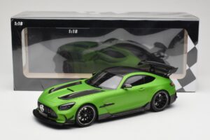 Mercedes AMG GT C190 Black Series Green Hell Magno Minichamps 1:18 155032020 Metal - imaginea 6 din 6