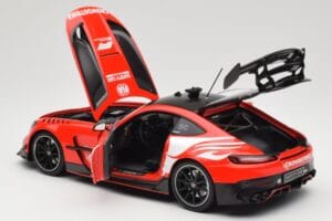 Mercedes AMG GT C190 Black Series Safety Car F1 2024 Minichamps 1:18 110032090 Metal - imaginea 5 din 8