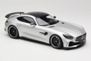 Mercedes AMG GT R C190 Argintiu Minichamps 1:18 155036025 Metal - imaginea 4 din 6