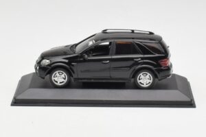 Mercedes AMG ML 63 W164 Negru Minichamps 1:43 400037670 Metal