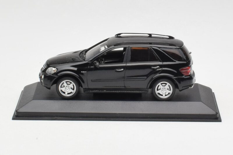 Mercedes AMG ML 63 W164 Negru Minichamps 1:43 400037670 Metal