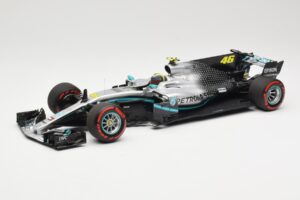 Mercedes AMG Petronas W08 V. Rossi Ride Swap Valencia December 2019 Minichamps 1:18 110191746 Metal