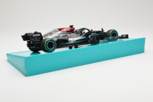 Mercedes AMG Petronas W12 E Performance #44 L. Hamilton Russian GP 2021 Minichamps 1:18 113211544 Metal - imaginea 3 din 6