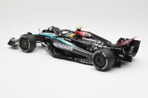 Mercedes AMG Petronas W15 E Performance #44 L. Hamilton 2024 Minichamps 1:18 110240144 Metal - imaginea 3 din 6