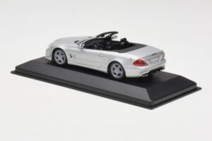Mercedes AMG SL63 R230 Argintiu Minichamps 1:43 B66960018-R Metal - imaginea 3 din 4