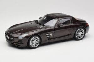 Mercedes AMG SLS C197 Brown Metallic Minichamps 1:18 100039028 Metal