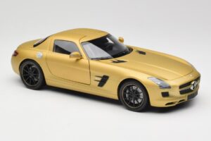 Mercedes AMG SLS C197 Auriu Minichamps 1:18 100039024 Metal - imaginea 6 din 8