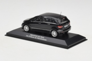 Mercedes B-Class W245 Școala Auto Negru Minichamps 1:43 MB005 Metal - imaginea 3 din 4