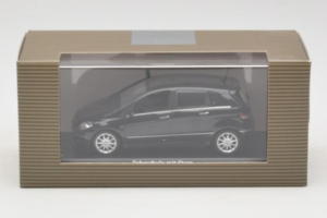 Mercedes B-Class W245 Școala Auto Negru Minichamps 1:43 MB005 Metal - imaginea 4 din 4