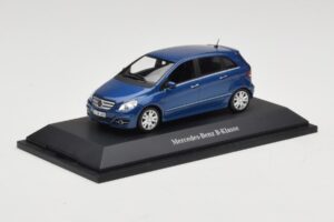 Mercedes B-Class W245 Lotus Blue Metallic Minichamps 1:43 B66962407 Metal - imaginea 2 din 4