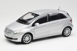 Mercedes B-Class W245 Argintiu Kyosho 1:18 B66962326 Metal