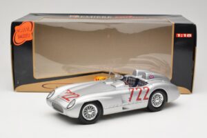 Mercedes 300 SLR W196S #722 S. Moss / D. Jenkinson Mille Miglia Winner 1955 Maisto 1:18 536887 Metal - imaginea 8 din 8