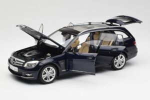 Mercedes C-Class S204 T-Modell Tanzanite Albastru AUTOart 1:18 B66962352 Metal - imaginea 2 din 8