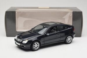Mercedes C-Class Sports Coupe CL203 Albastru Maisto 1:18 B66962124 Metal - imaginea 8 din 8