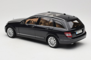 Mercedes C-Class W204 Estate Obsidian Black AUTOart 1:18 B66962349 Metal - imaginea 7 din 8