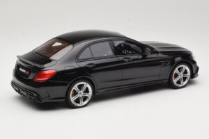Mercedes C-Class W205 Brabus 650 Negru GT Spirit 1:18 GT132 Rășină - imaginea 2 din 6