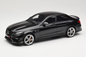 Mercedes C-Class W205 Brabus 650 Negru GT Spirit 1:18 GT132 Rășină