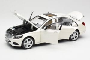 Mercedes C-Class W205 Diamond Alb Metalic Norev 1:18 B66960256 Metal - imaginea 2 din 8
