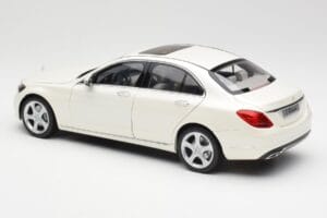 Mercedes C-Class W205 Diamond Alb Metalic Norev 1:18 B66960256 Metal - imaginea 7 din 8