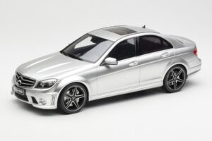 Mercedes C63 AMG W204 Argintiu GT Spirit 1:18 GT462 Rășină