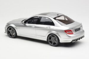 Mercedes C63 AMG W204 Argintiu GT Spirit 1:18 GT462 Rășină - imaginea 5 din 6