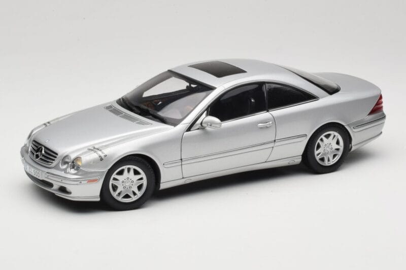 Mercedes CL 500 C215 Argintiu AUTOart 1:18 B66962152 Metal