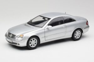 Mercedes CLK 500 C209 Argintiu Kyosho 1:18 B66962144 Metal
