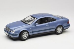 Mercedes CLK C208 Violet Anson 1:18 30330 Metal