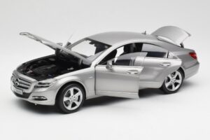 Mercedes CLS C218 Designo Alubeam Titanium Norev 1:18 B66961298 Metal - imaginea 2 din 8