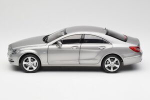Mercedes CLS C218 Designo Alubeam Titanium Norev 1:18 B66961298 Metal - imaginea 4 din 8