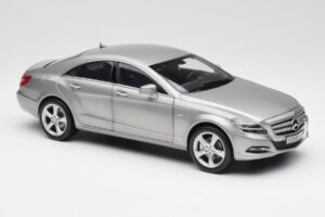 Mercedes CLS C218 Designo Alubeam Titanium Norev 1:18 B66961298 Metal - imaginea 6 din 8