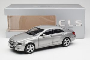 Mercedes CLS C218 Designo Alubeam Titanium Norev 1:18 B66961298 Metal - imaginea 8 din 8