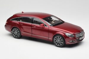 Mercedes CLS Shooting Brake X218 Thulite Roșu Norev 1:18 B66960116 Metal - imaginea 6 din 8