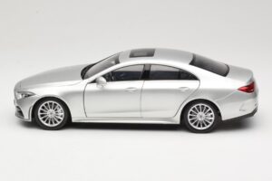 Mercedes CLS C257 Argintiu Norev 1:18 183489 Metal - imaginea 4 din 8