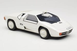 Mercedes CW311 White Metallic BoS Models 1:18 BOS198 Rășină - imaginea 4 din 6