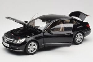 Mercedes E-Class Coupe C207 Obsidian Black Metallic Norev 1:18 B66962418 Metal - imaginea 2 din 8