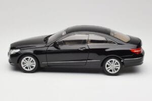 Mercedes E-Class Coupe C207 Obsidian Black Metallic Norev 1:18 B66962418 Metal - imaginea 4 din 8