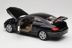 Mercedes E-Class Coupe C207 Obsidian Black Metallic Norev 1:18 B66962418 Metal - imaginea 5 din 8