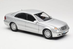 Mercedes E-Class W211 Argintiu Kyosho 1:18 B66962146 Metal - imaginea 6 din 8
