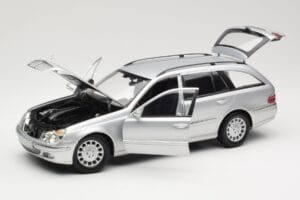 Mercedes E320 T-Modell S210 Elegance Argintiu Kyosho 1:18 B66962166 Metal - imaginea 2 din 8