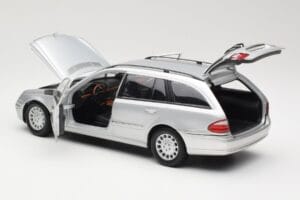 Mercedes E320 T-Modell S210 Elegance Argintiu Kyosho 1:18 B66962166 Metal - imaginea 5 din 8