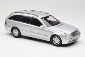 Mercedes E320 T-Modell S210 Elegance Argintiu Kyosho 1:18 B66962166 Metal - imaginea 6 din 8
