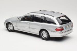 Mercedes E320 T-Modell S210 Elegance Argintiu Kyosho 1:18 B66962166 Metal - imaginea 7 din 8