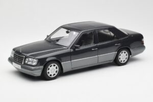 Mercedes E320 W124 Nautik Albastru Metalic Dealer Edition AUTOart 1:18 B66040508 Metal