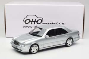 Mercedes E55 AMG W210 Brilliant Silver Otto 1:18 OT459 Rășină - imaginea 6 din 6