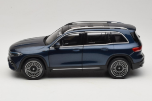 Mercedes EQB Albastru NZG 1:18 B66961280 Metal - imaginea 4 din 8