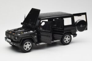 Mercedes G 500 W463 Negru Dealer Edition AUTOart 1:18 B66962143 Metal - imaginea 2 din 8