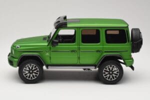 Mercedes G 63 AMG 4x4 Squared Green Hell Magno Almost Real 1:18 820821 Metal - imaginea 4 din 8