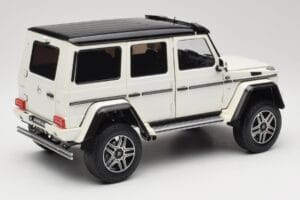 Mercedes G 63 AMG 4x4 Squared Polar White Almost Real 1:18 820203 Metal - imaginea 3 din 8